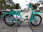 C90..สีเขียวมินท์..(คันที่8)..มีป้ายโค้งหน้าบังโคลน